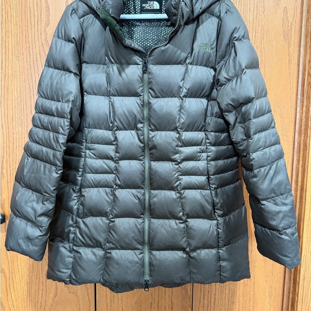 The North Face Puffer Jacket in Olive Green